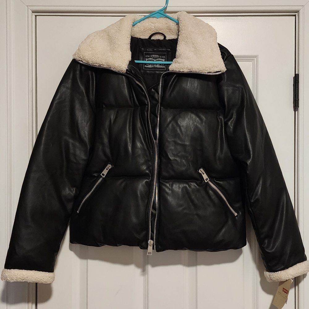 Levi's Puffer Jacket